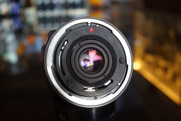 Canon FD 28mm f/2.8 newFD wide angle lens