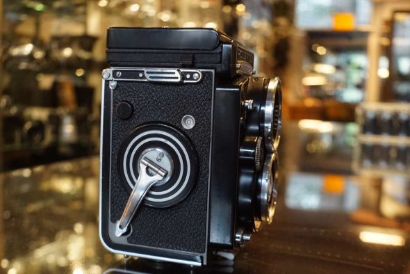 Rolleiflex 2.8F TLR camera with Planar 80/2.8 lenses