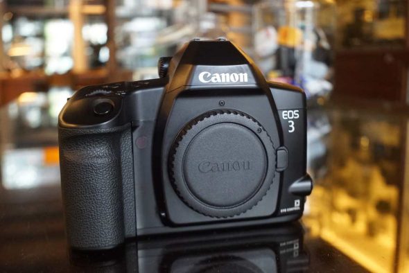 Canon EOS-3 SLR body