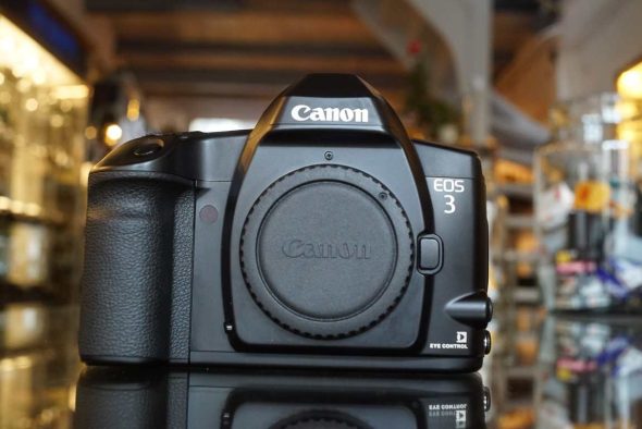 Canon EOS-3 SLR body