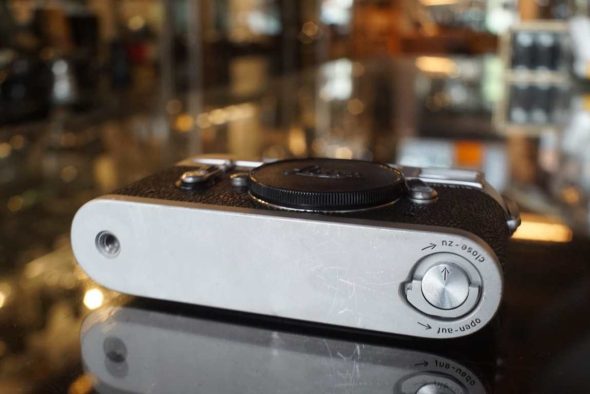 Leica M4 body chrome, recent CLA