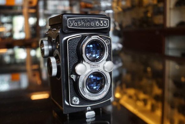 Yashica 635 TLR camera with Yashikor lens