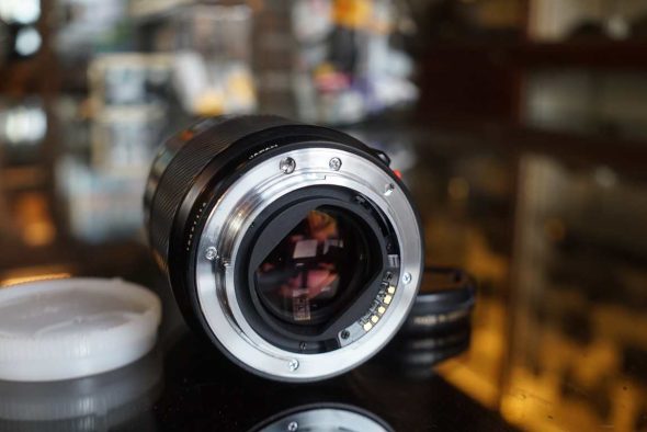 Minolta AF 100mm F/2.8 macro for Sony A-mount