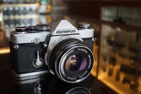 Olympus OM-1 + Zuiko 28mm f/3.5 lens