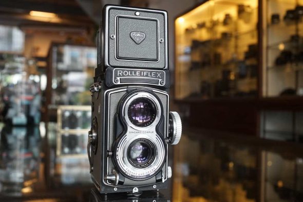 Rolleiflex T, Grey finish, Tessar lens