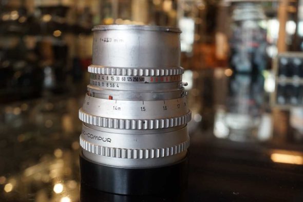 Carl Zeiss Sonnar 150mm F/4 chrome for Hasselblad V, worn