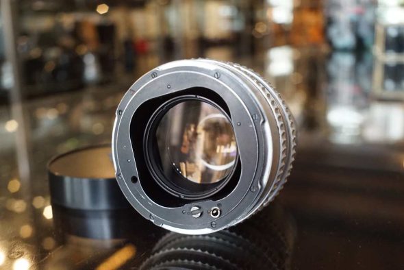 Carl Zeiss Sonnar 150mm F/4 chrome for Hasselblad V, worn