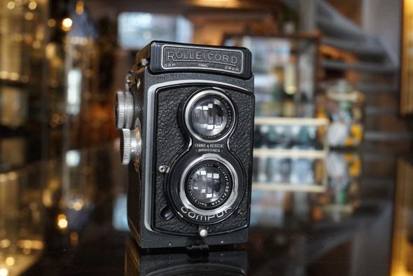 Rollei Rolleicord IIb with Triotar taking lens, collectible TLR