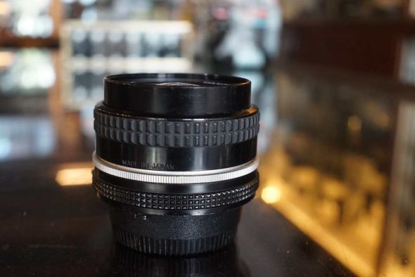 Nikon Nikkor 20mm F/3.5 AI lens