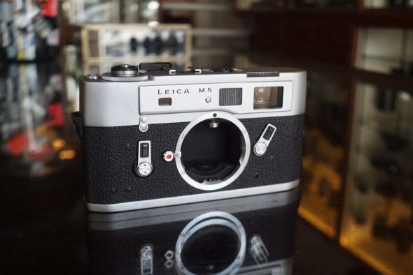 Leica M5 body chrome 3-lug with CLA