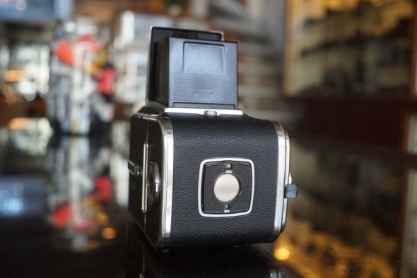Hasselblad 500C/M + chrome 80mm F/2.8 T* coated lens and A12