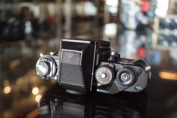 Nikon F3 body with standard prism