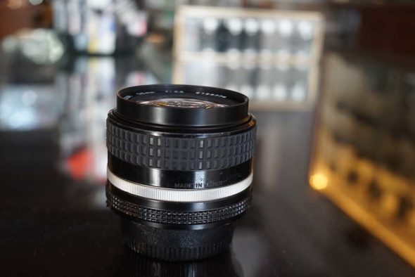 Nikon Nikkor 28mm F/3.5 AI-S lens