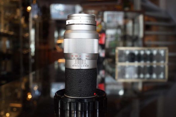 Leica Leitz Elmar 135mm F/4 chrome M-mount with hood and bubble