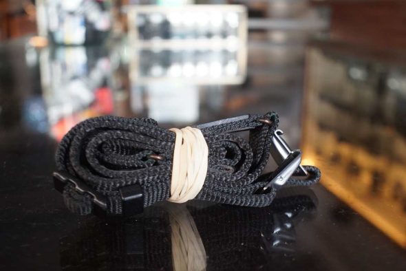 Rolleiflex camera strap for 2.8GX camera