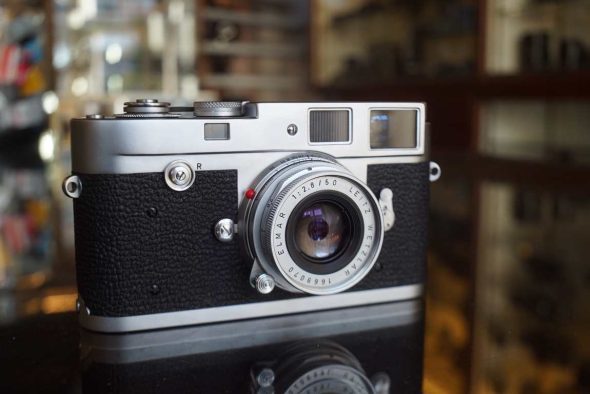 Leica M2 body (button rewind) + Elmar 50mm F/2.8 lens