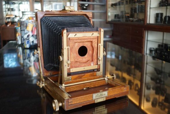 Old Wooden ISTON camera, converted to 4×5” sheet film