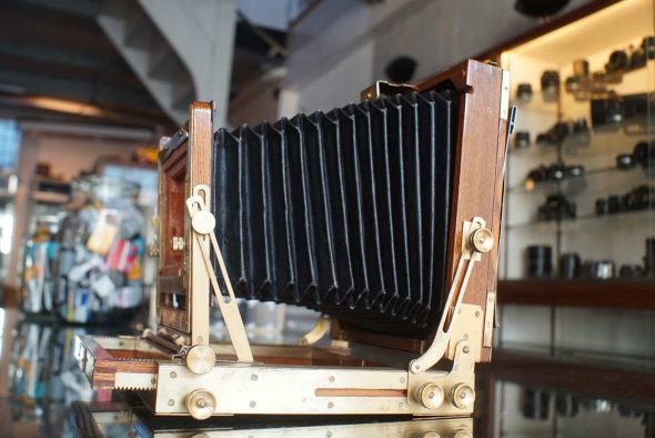 Old Wooden ISTON camera, converted to 4×5” sheet film
