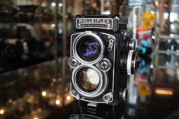 Rolleiflex 2.8E Planar TLR camera