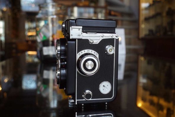 Yashica MAT-124 OUTLET