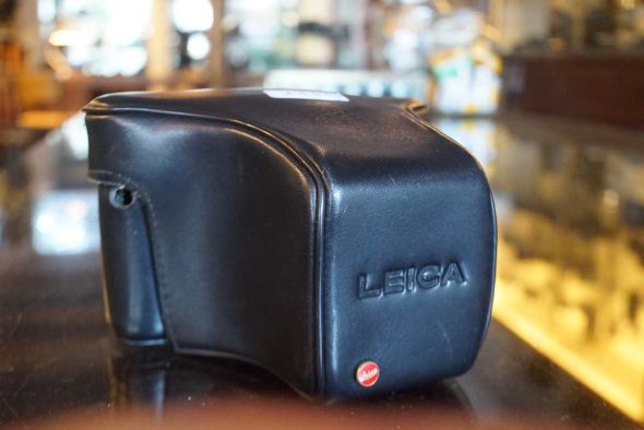 Leica R6 black leather ready case