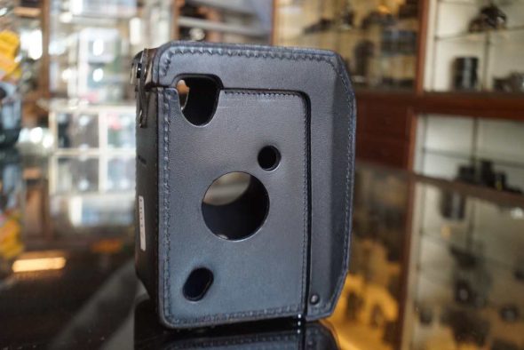 Rolleiflex leather case for 2.8GX TLR camera