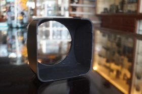 Hasselblad B70 lenshood for the 110mm F/2 Planar lens