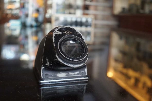 Hasselblad 45-degree eye level prism finder, old/worn but good user