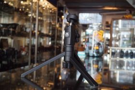 Mini tripod made by Hakuba