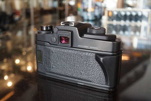 Leica R6 body black, no meter.