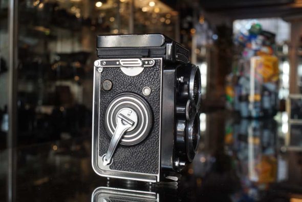 Rolleiflex 3.5 E3 TLR w/ Planar lens
