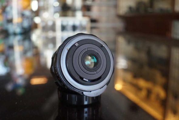 Pentax S-M-C Takumar 3.5 / 28mm M42 mount lens