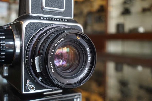 Hasselblad 500C/M + black 80mm F/2.8 T* Planar lens + A12 magazine
