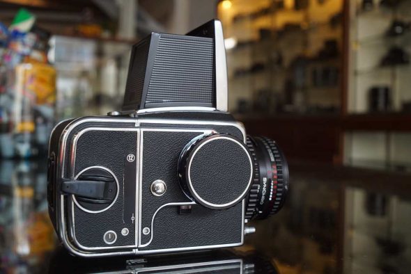 Hasselblad 500C/M + black 80mm F/2.8 T* Planar lens + A12 magazine