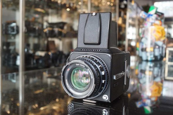 Hasselblad 500C/M black with 80mm F/2.8 T* lens and A12 back, serviced