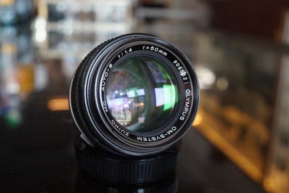 Olympus OM Zuiko 1:1.4 / 50mm