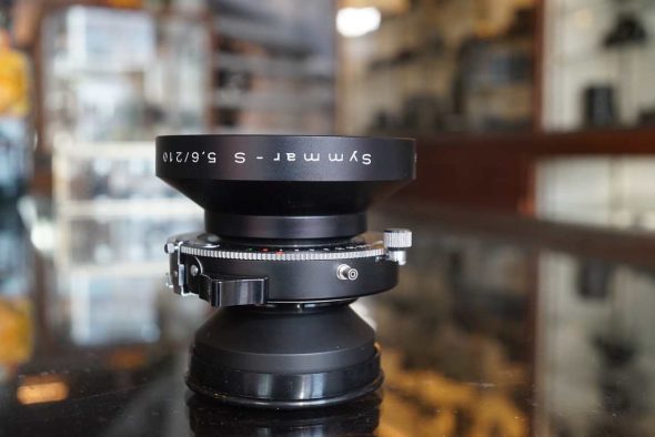 Schneider-Kreuznach Symmar-S 210mm F/5.6 lens in Copal-No.1 shutter