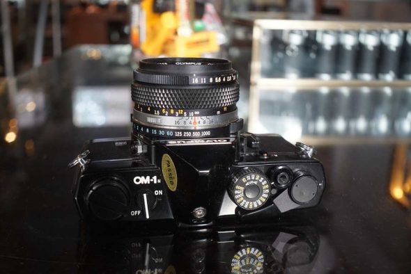 Olympus OM-1n black paint + OM 50mm F/1.8 lens