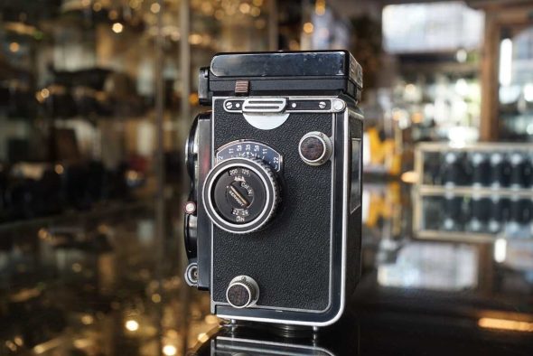 Rolleiflex T black with Tessar 75mm F/3.5 lens, serviced