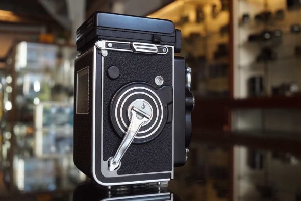 Rolleiflex 3.5F TLR camera, like new cosmetics and with CLA