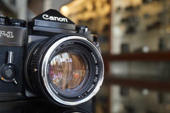 Canon F-1n Lake Placid 1980 + FD 50mm f/1.4 Chrome nose