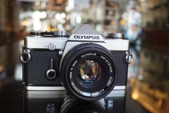 Olympus OM-1n kit + Zuiko 1:1.8 / 50mm lens