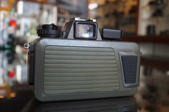 Nikonos V Olive Drab Green + Nikkor 35mm F/2.5 kit