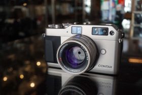 Contax G1 body (green label) boxed with 45mm F/2 Planar T* lens