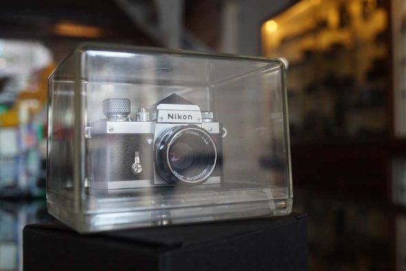 Sharan MegaHouse Mini Classic camera Nikon F model, (minox film) cased/boxed