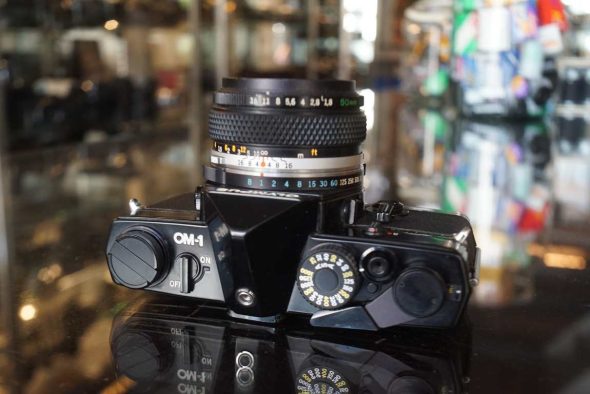 Olympus OM-1 black + Zuiko 50mm f/1.8 MC