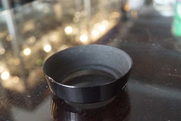 Nikon HN-3 screw in lenshood for Nikkor 35mm lenses 52mm