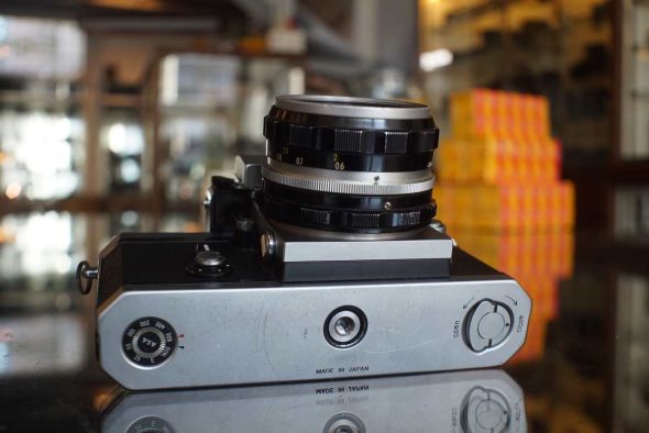 Nikon F Apollo Photomic FTN silver + Nikkor-H 50mm f/2 lens k