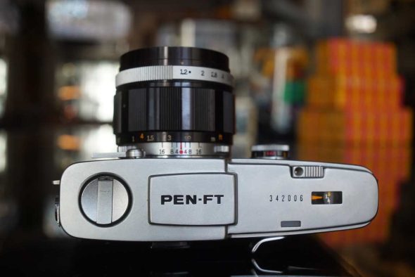Olympus Pen FT + H.Zuiko 42mm f/1.2