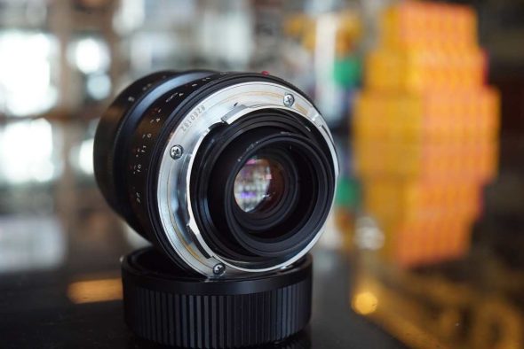 Voigtlander VM Ultron 28mm F/2 black, Leica M mount